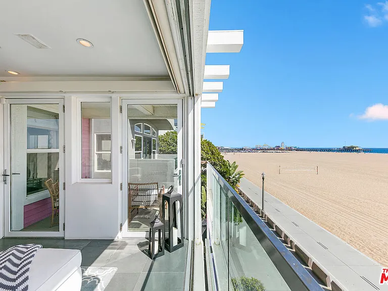 1341 Palisades Beach Rd — Photo 41