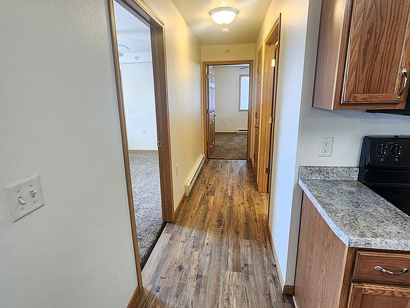 5th image of 493 E South Ave #9