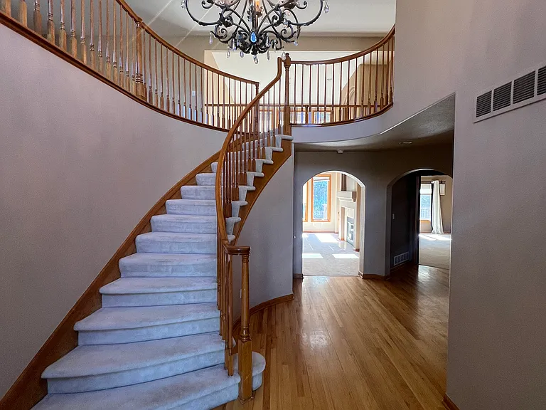 10118 Stephen Pl — Photo 4