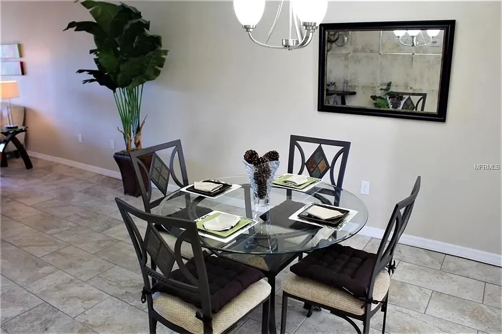 2 bed, 1144 sqft, $1,650 — Photo 3