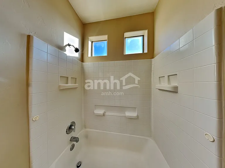 7556 W Ranchers Dr — Photo 15