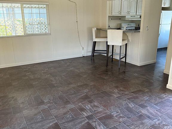 2nd image of 29 Lemon Tree Cir