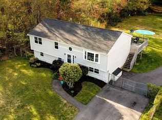 560 Auburn St, Bridgewater, MA 02324
