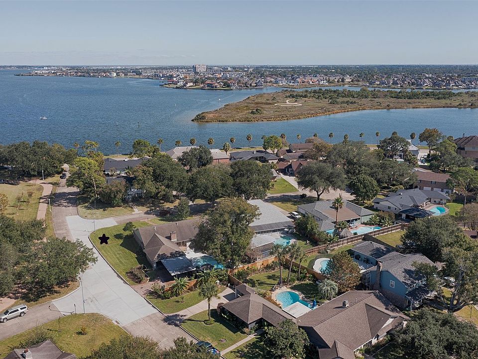 1st image of 18502 Vinland Dr