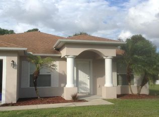 850 Riviera Ave, Sebastian, FL 32958