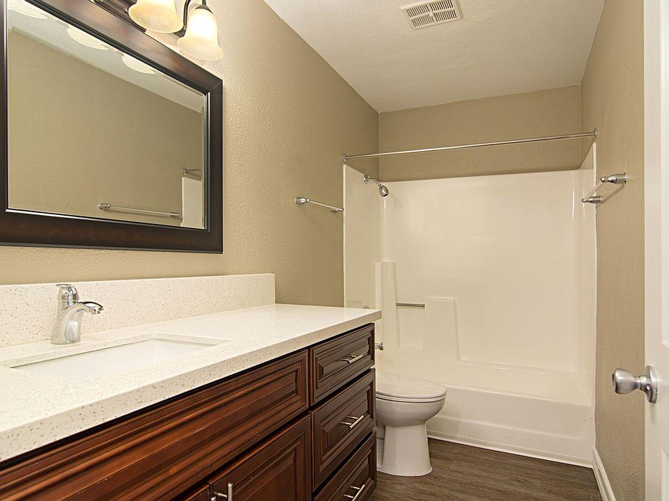 1st image of 4026 51st St #19