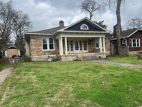 2nd image of 2502 Blair Blvd