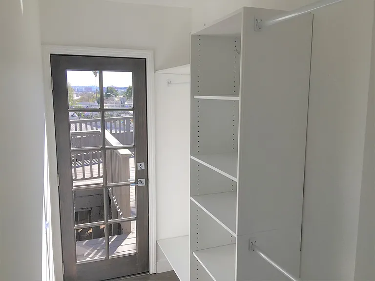 8538 W Knoll Dr — Photo 17