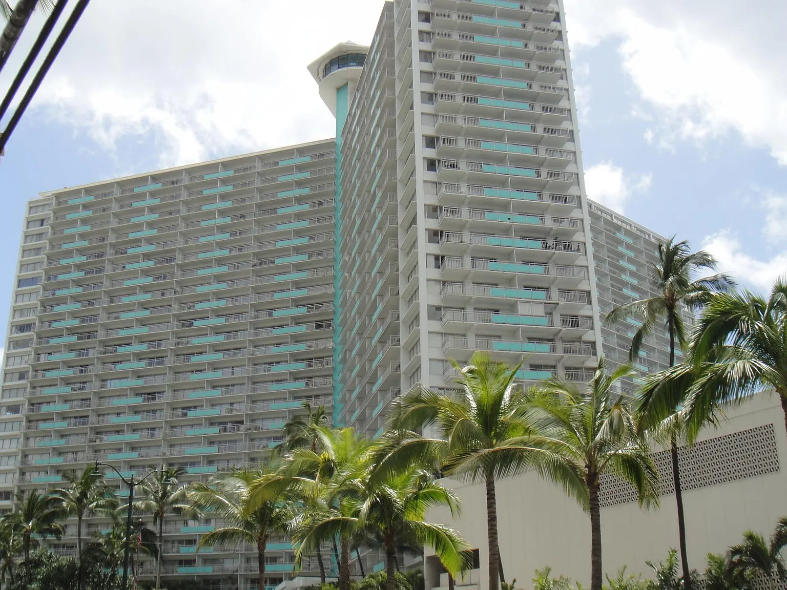2 bed, 1000 sqft, $3,700 — Photo 4