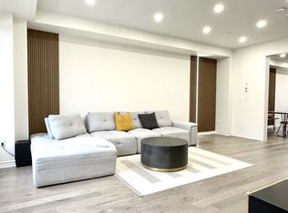 493 Twin Streams Rd, Whitby, ON L1P0P6