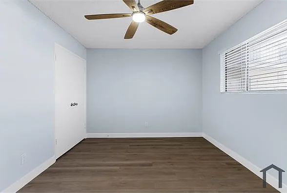 1804 W 78th St #2 — Photo 13