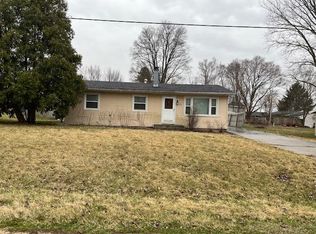 414 Hillcrest Ave, Rochelle, IL 61068