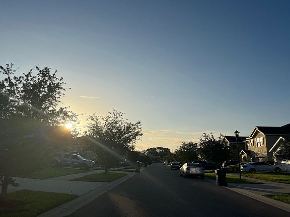 4th image of 10647 Park Meadowbrooke Dr