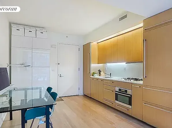 340 East 23rd Street image 1 of 4
