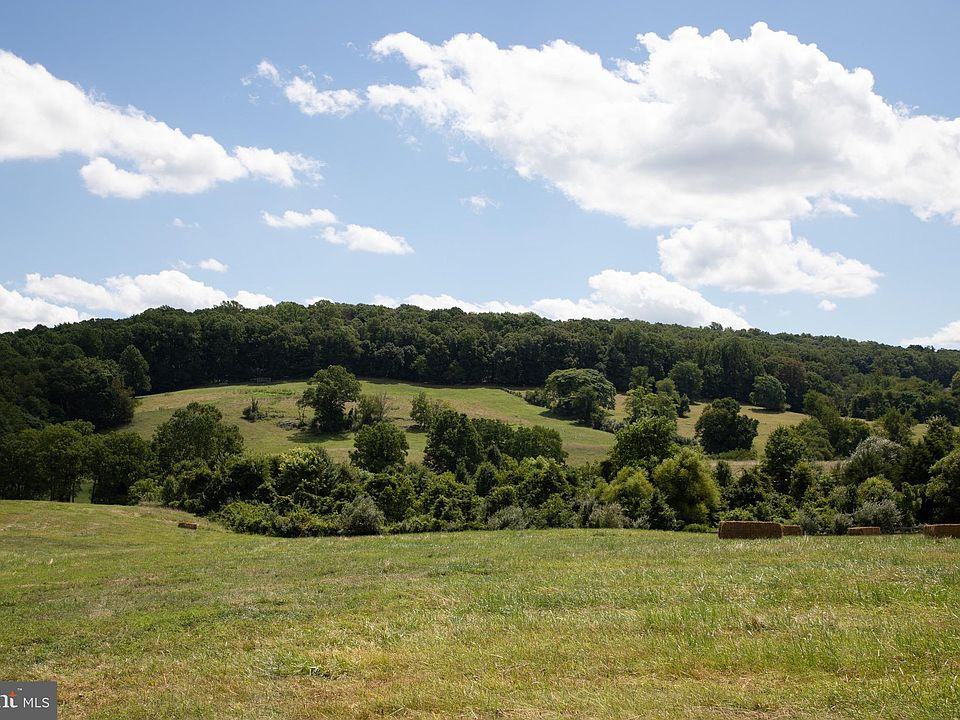 2nd image of Burrland Ln