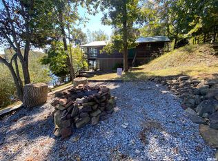 725 Lakeshore Dr S, Goreville, IL 62939