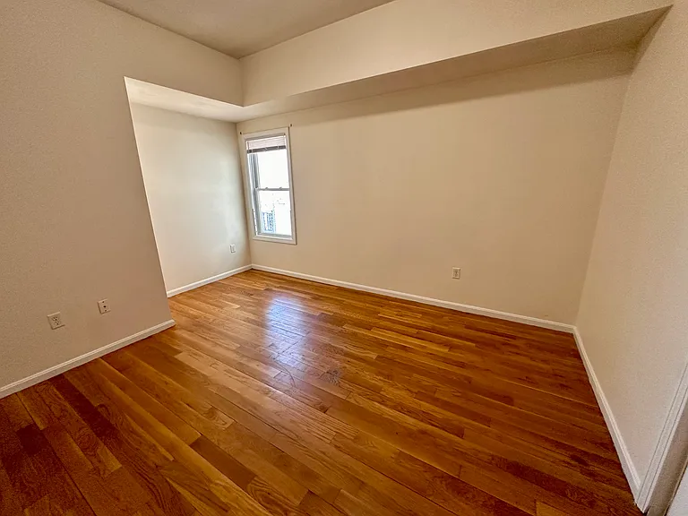 24 Mount Everett St #4 — Photo 3