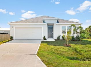 542 Hamy St SW, Palm Bay, FL 32908