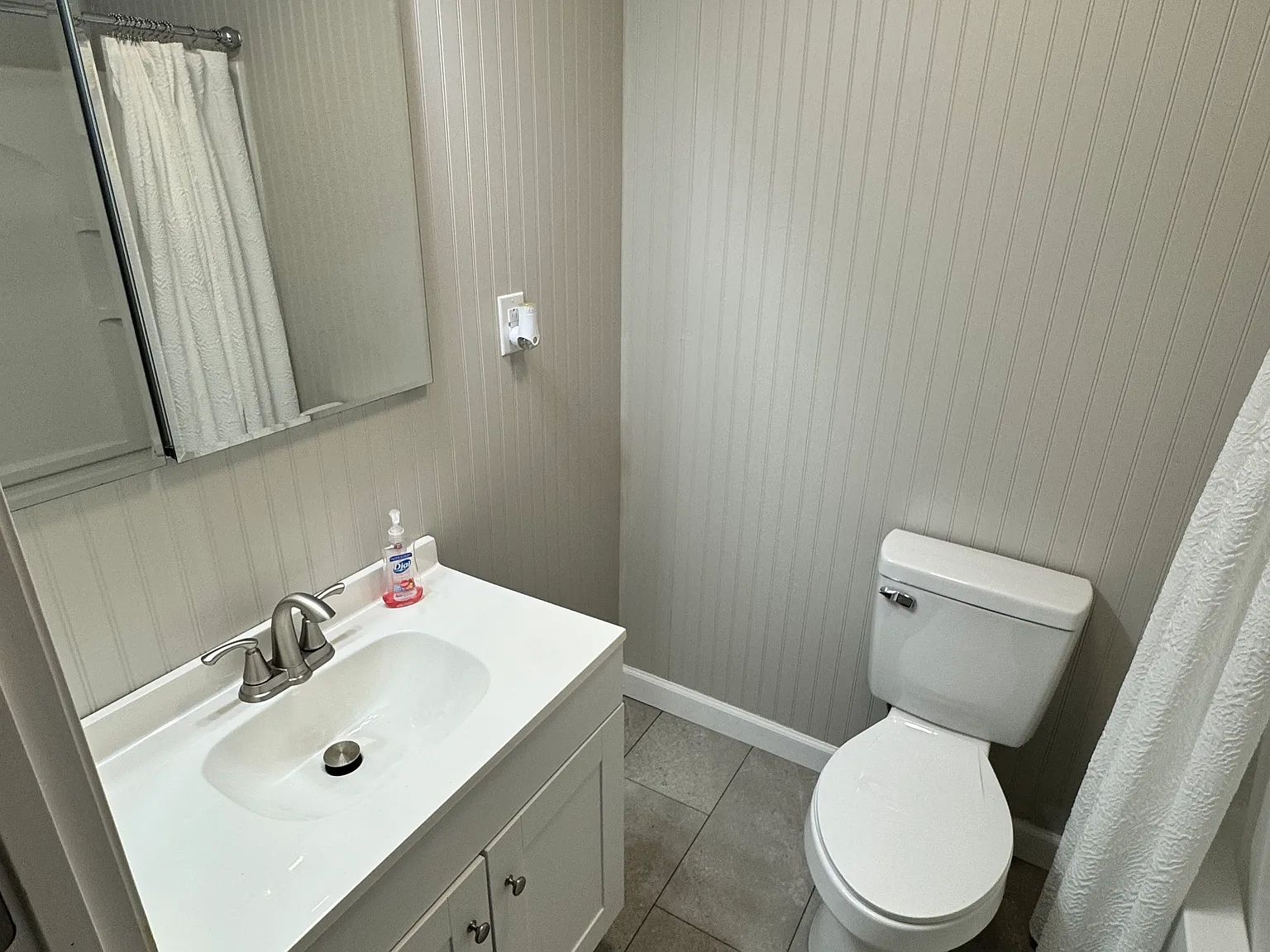 4 bed, 1456 sqft, $2,150 — Photo 4