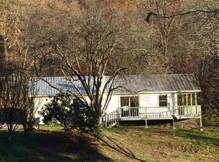 83 Beasley Rd, Franklin, NC 28734