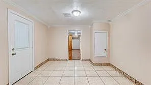 3 bed, 2.0 bath, 3136 sqft, $1,550 — Photo 2