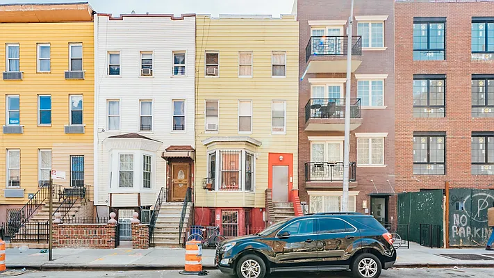 Rented by Nooklyn NYC LLC | media 19