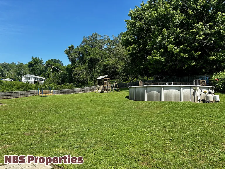 104 Hillside Rd — Photo 27