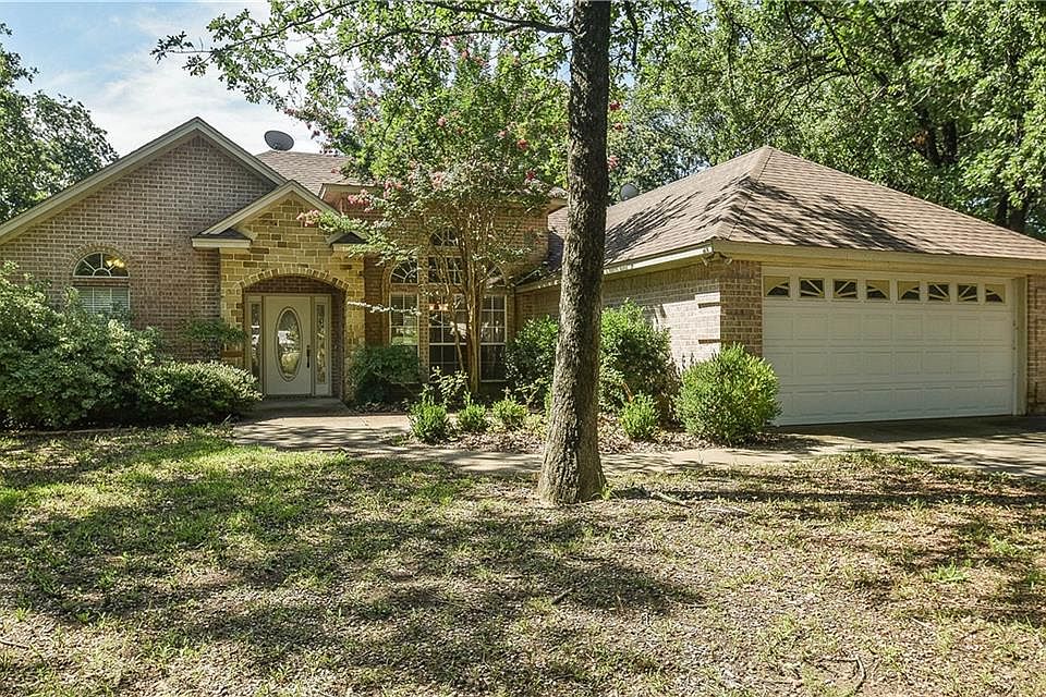 1st image of 6609 Forest Oaks Ct