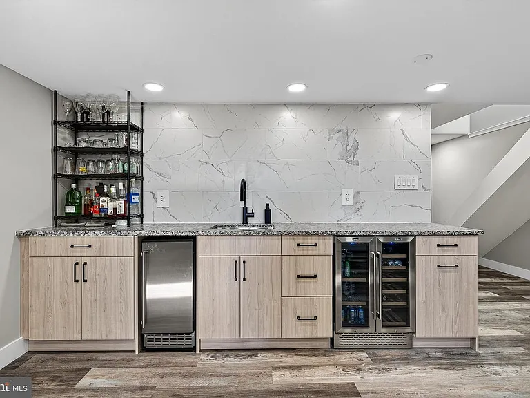 27 Planetree Dr #1 — Photo 28