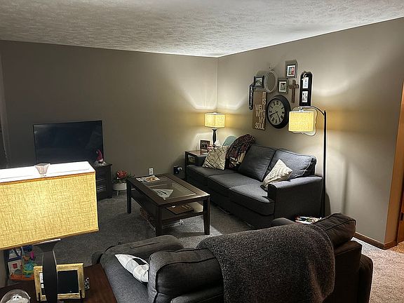 5th image of 7200 Leighton Ave