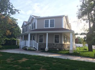 78 Ashwood Rd, Port Washington, NY 11050