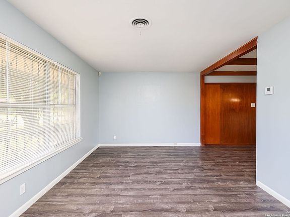5th image of 4919 LAKEWOOD DR
