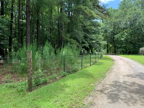 528 Bertha Ln, Huger, SC 29450