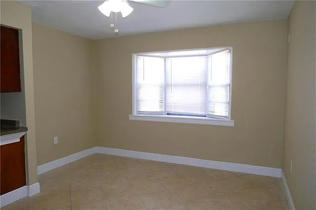 2200 Delaware Ave — Photo 13