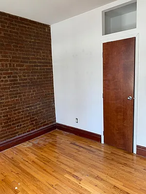 Rented by Point NYC | media 10