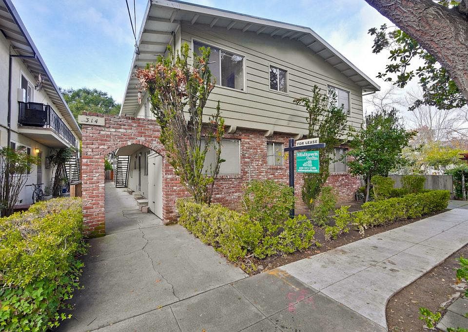 1st image of 314 College Ave APT 5