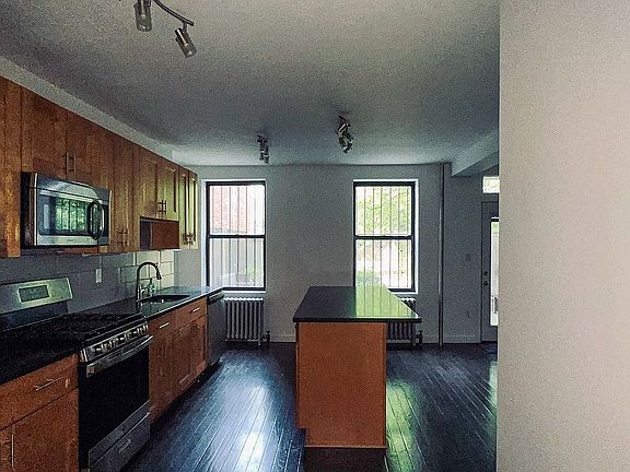 5th image of 71 Lefferts Pl APT 2