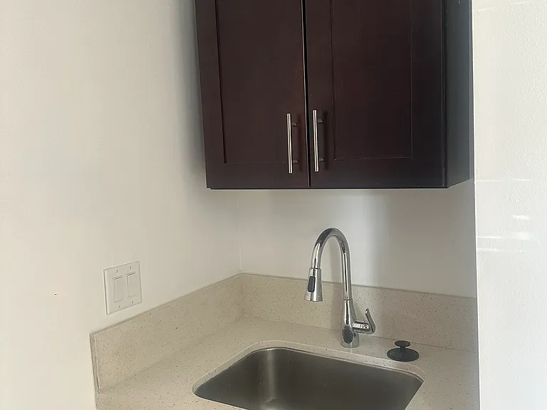 411 S Grande Vista Ave #1/2 — Photo 13