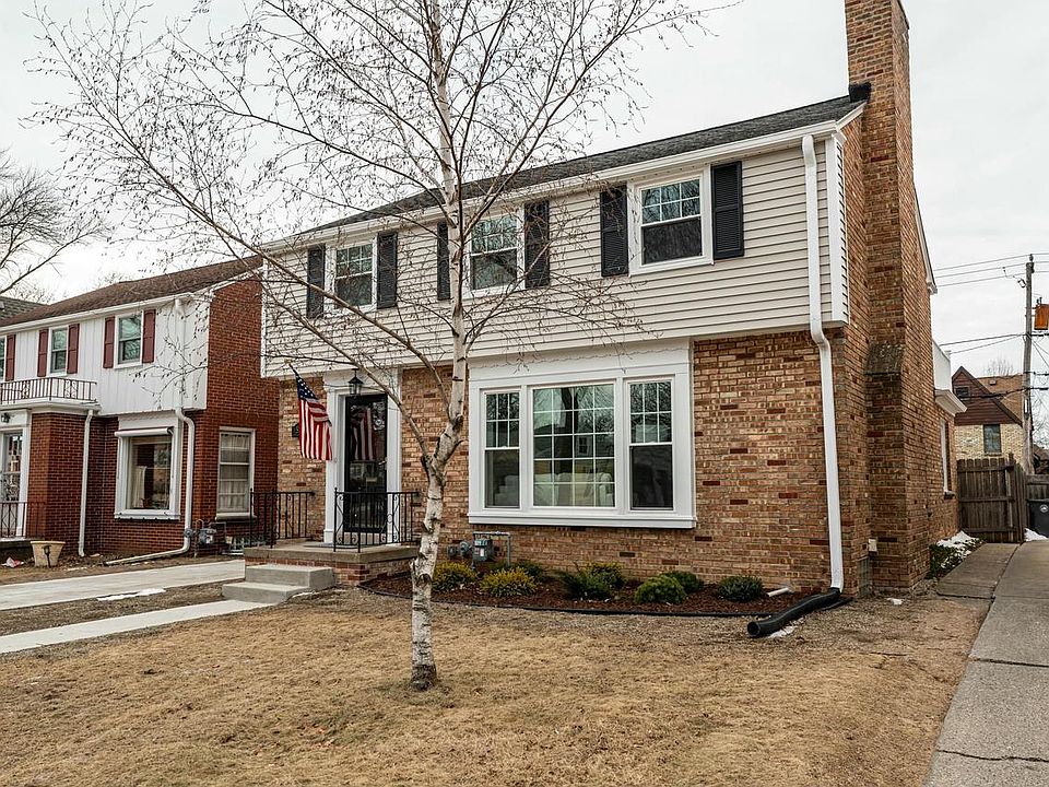 1st image of 5715 North Shoreland AVENUE