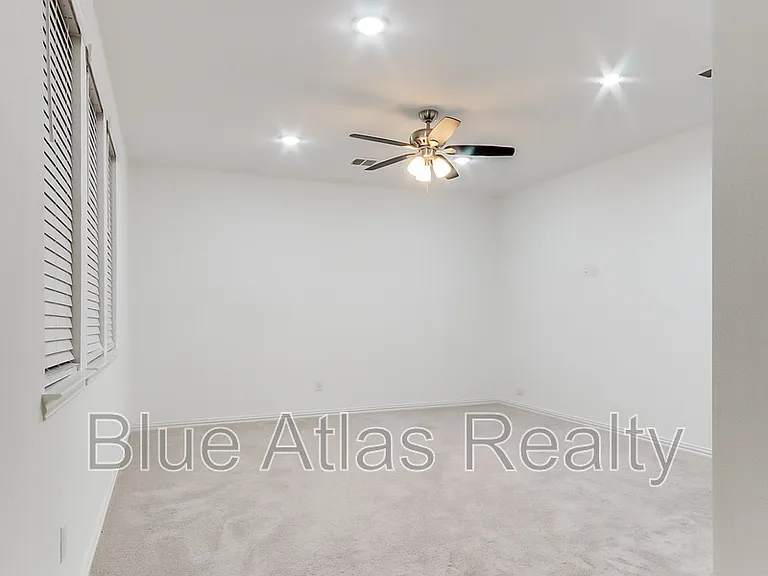 235 Woodson St — Photo 24