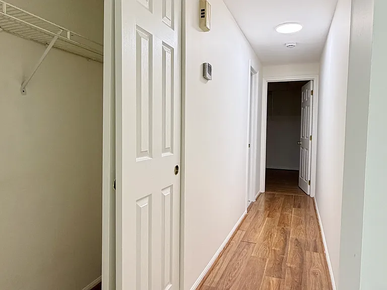 305B Tysens Ln #1 — Photo 7