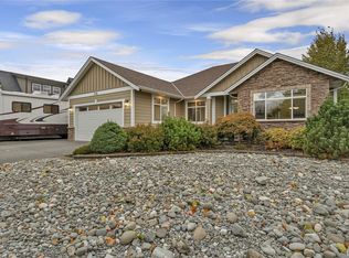 236 Virginia Dr, Campbell River, BC V9W 8H7