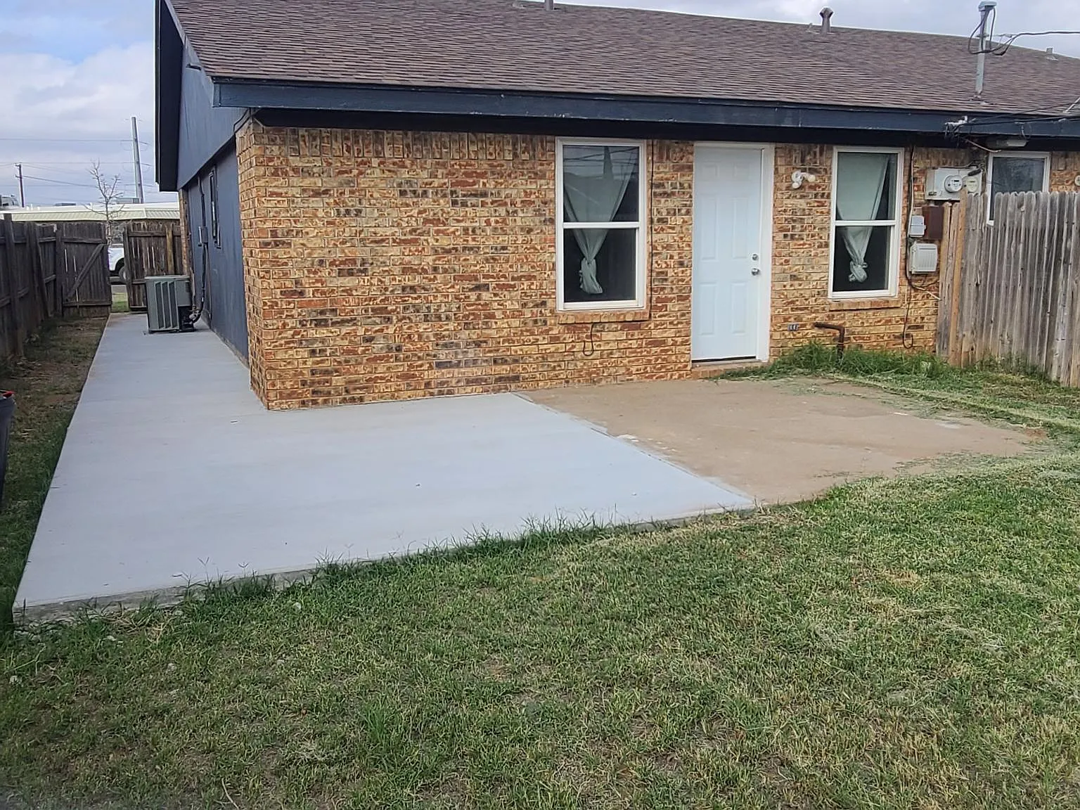 2 bed, 940 sqft, $1,450 — Photo 2