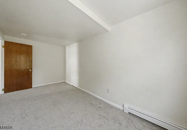 12 High St — Photo 36