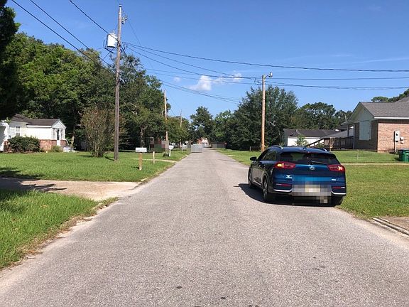 5th image of 2204 Cleveland Ave