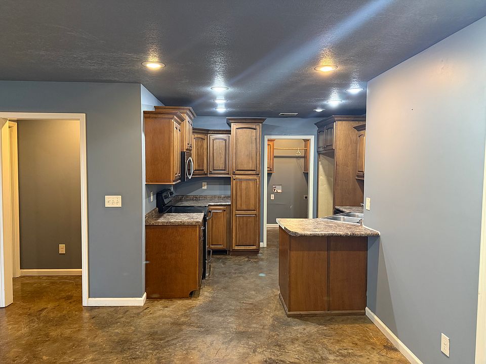 1st image of 381 Wildwood Point