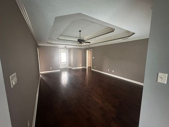 2nd image of 4089 Silver Glenn Dr