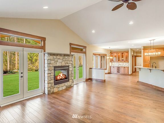 3rd image of 11018 lot 1 137th Avenue NE
