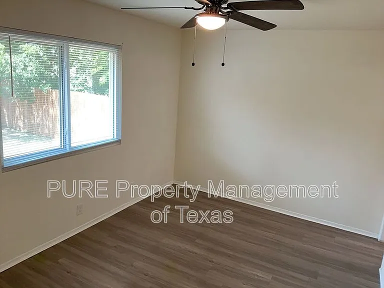 417-418 Parkhill Cv #418 — Photo 7