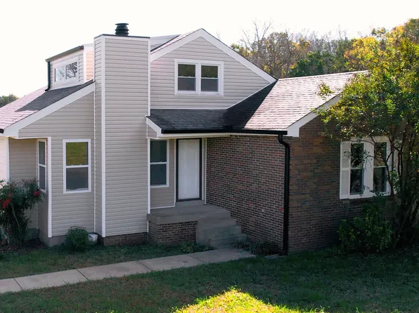 2435 Hartsville Pike, Lebanon, TN 37087